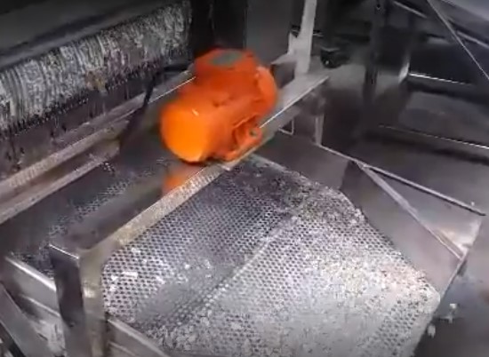 دستگاه چیپس خرما