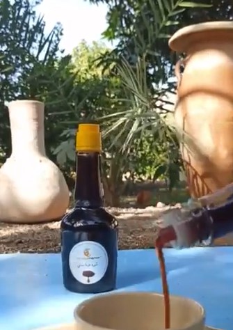 شیره گیری از خرما به روش سنتی