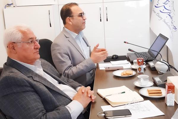 نشست ارائه گواهی نامه استاندارد بر اساس پایش و ممیزی دامداری ها در روز 6 تیر 1401