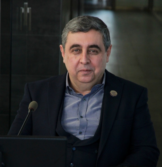 گفتگوی دبیر انجمن واردکنندگان برنج ایران با رادیو تهران